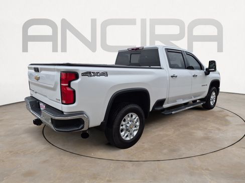 Used 2024 Chevrolet Silverado 2500 LTZ w/ LTZ Plus Package AWD/4WD image 10