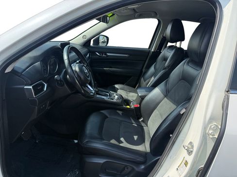Used 2020 MAZDA CX-5 Touring image 10