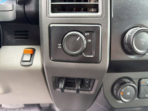 Used 2021 Ford F250 XL w/ Power Equipment Group RWD image 18