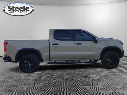 Used 2023 Chevrolet Silverado 1500 ZR2 w/ Technology Package image 6