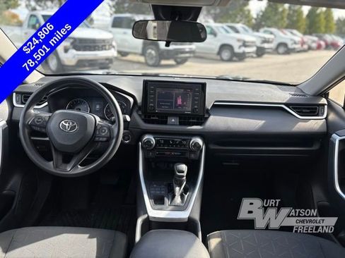 Used 2022 Toyota RAV4 XLE image 13