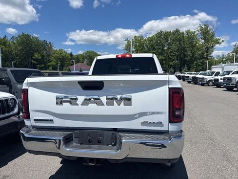 Used 2026 RAM 2500 Big Horn AWD/4WD image 13
