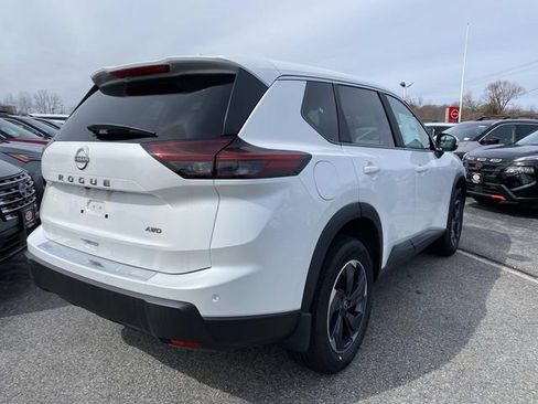 New 2026 Nissan Rogue SV AWD/4WD image 4