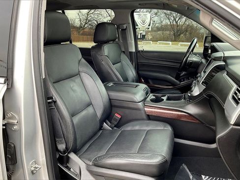 Used 2019 GMC Yukon XL SLT w/ Premium Edition image 7