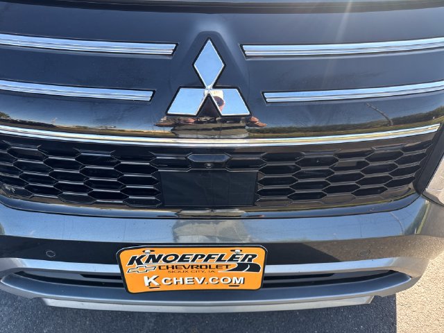 Used 2025 Mitsubishi Outlander SE AWD/4WD image 32