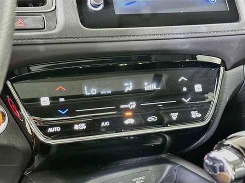 Used 2022 Honda HR-V EX image 14