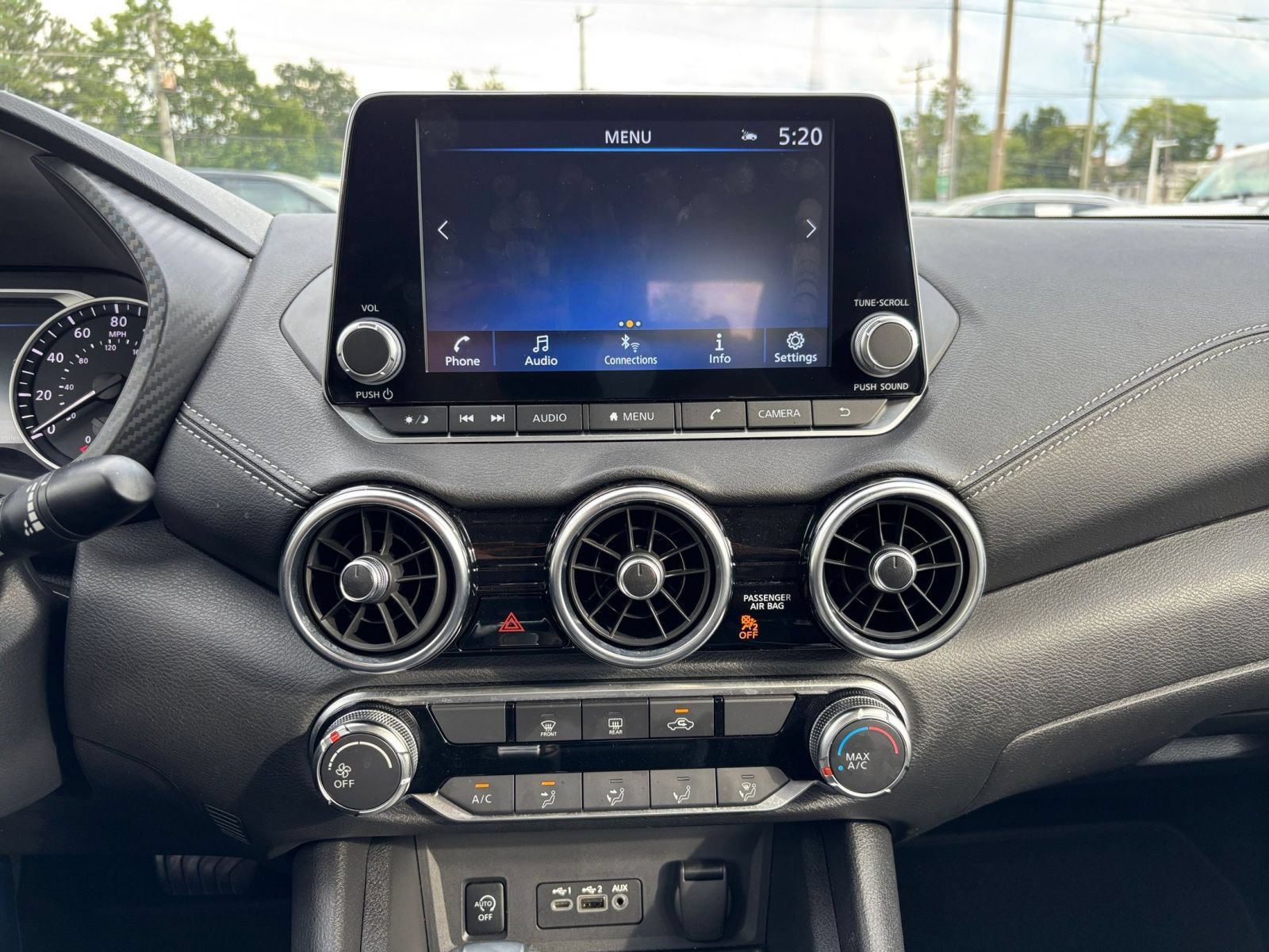 Used 2025 Nissan Sentra SV FWD image 16