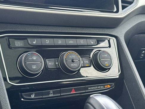 Used 2019 Volkswagen Atlas SEL Premium image 23