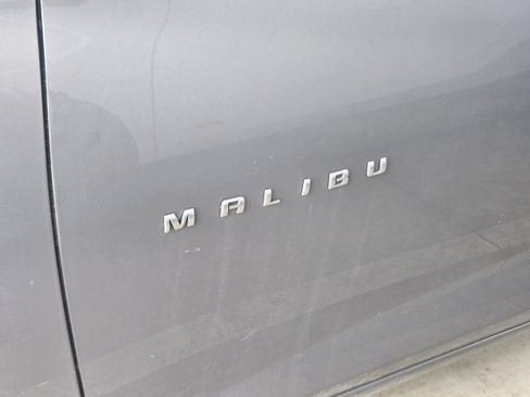 Used 2018 Chevrolet Malibu LT FWD image 5