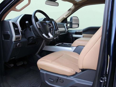 Used 2022 Ford F250 Lariat w/ Lariat Value Package AWD/4WD image 18