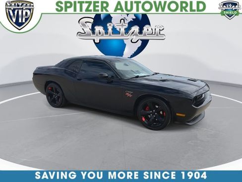 Used 2014 Dodge Challenger R/T Plus image 2