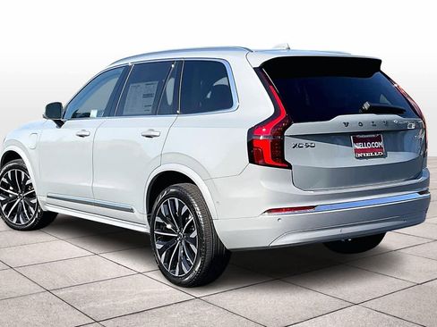 New 2026 Volvo XC90 T8 Ultra w/ Protection Package Premier image 3