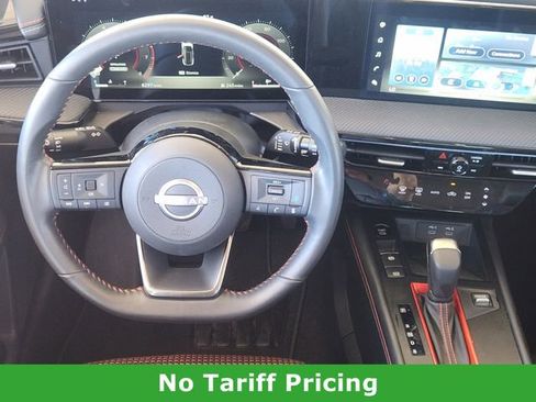 Certified 2025 Nissan Kicks SR image 25