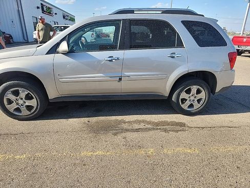 Used 2008 Pontiac Torrent 2WD w/ Preferred Package image 4