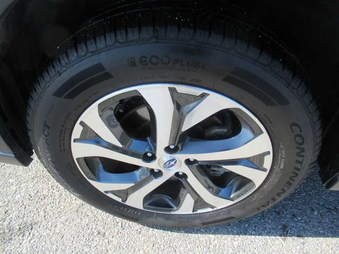 Used 2020 Subaru Outback Limited image 10