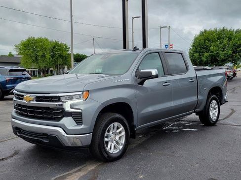 Used 2024 Chevrolet Silverado 1500 LT AWD/4WD image 4