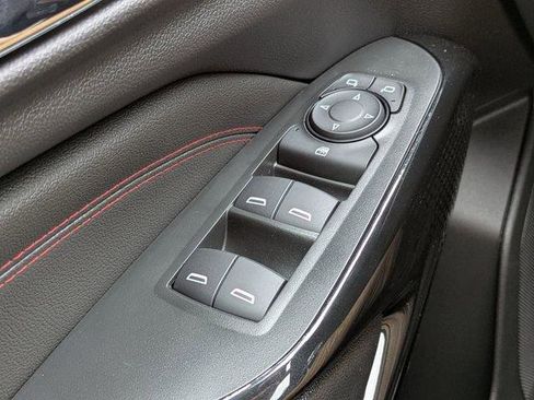 New 2026 Chevrolet Trax RS w/ Driver Confidence Package image 25