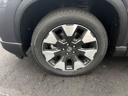 Used 2026 Honda Pilot Touring image 10