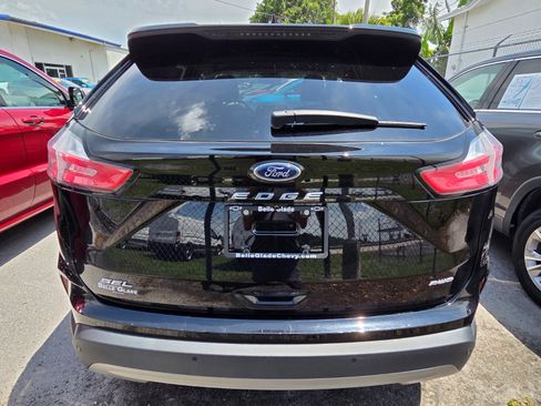 Used 2023 Ford Edge SEL w/ Convenience Package AWD/4WD image 3