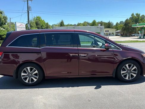 Used 2015 Honda Odyssey Touring Elite image 8