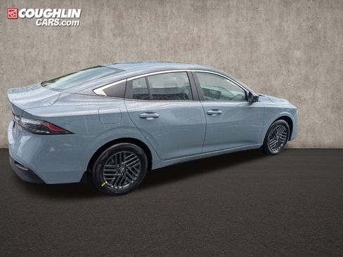 New 2026 Nissan Sentra SV w/ SV Convenience Package FWD image 10