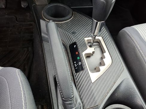 Used 2014 Toyota RAV4 XLE image 22