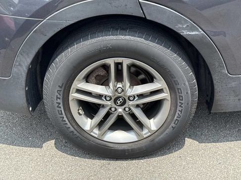 Used 2017 Hyundai Santa Fe Sport FWD image 7