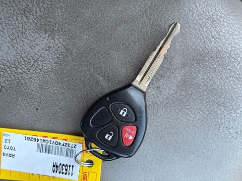 Used 2012 Toyota RAV4 FWD w/ Value Pkg image 12