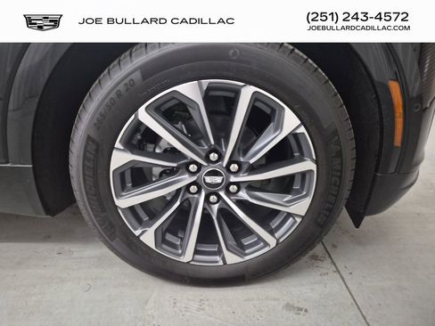 New 2026 Cadillac Lyriq Sport w/ LPO, Floor Liner Package image 9