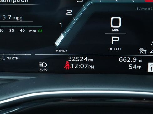 Used 2025 Audi SQ7 Premium Plus AWD/4WD image 29