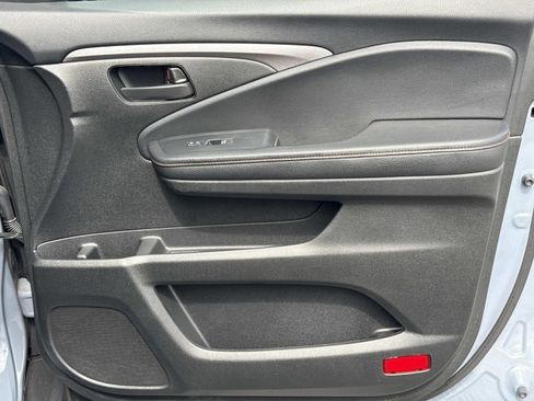 Used 2022 Honda Passport TrailSport image 25