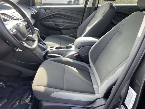 Used 2016 Ford Escape S image 9