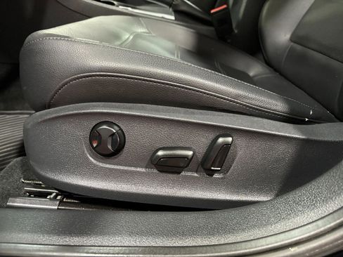 Used 2012 Volkswagen Passat 2.5 SE image 25