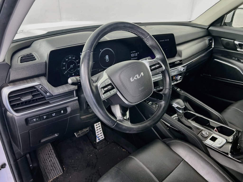 Used 2024 Kia Telluride SX FWD image 6