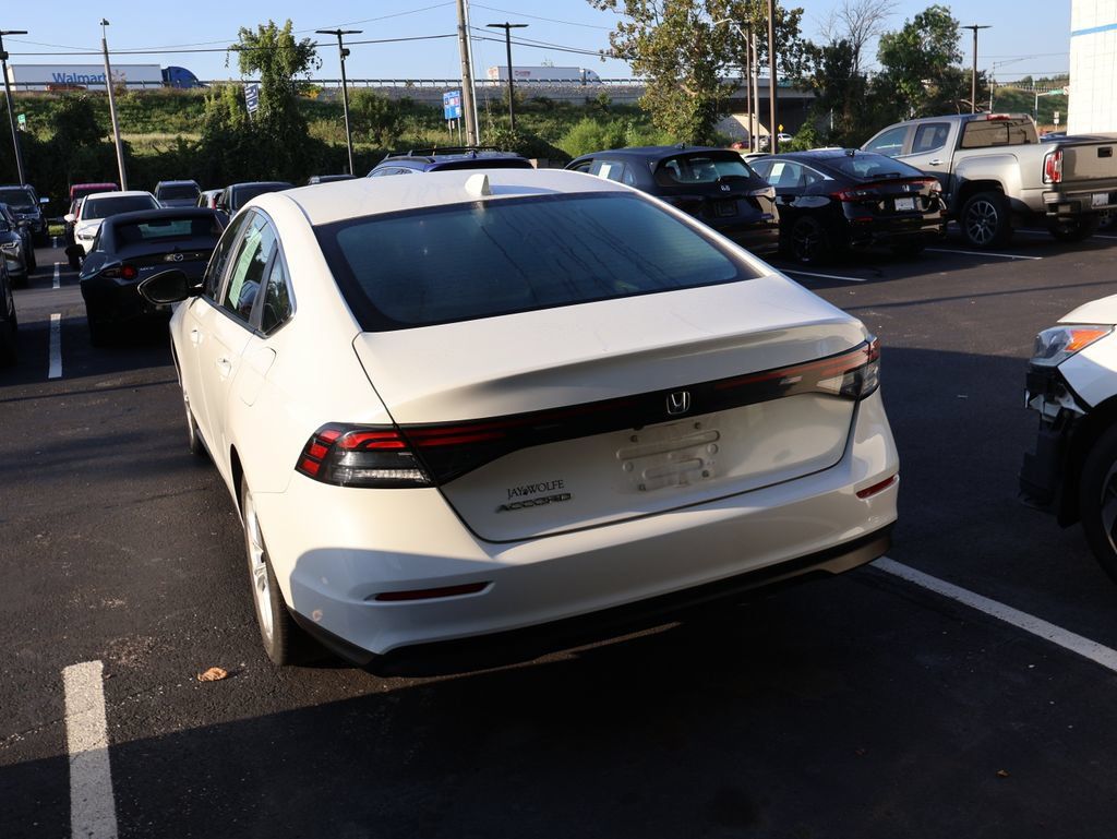 Used 2024 Honda Accord LX image 5