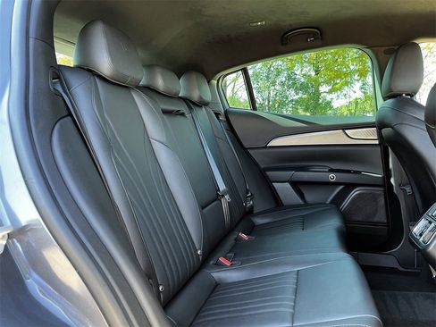 Used 2024 Maserati Grecale GT image 25