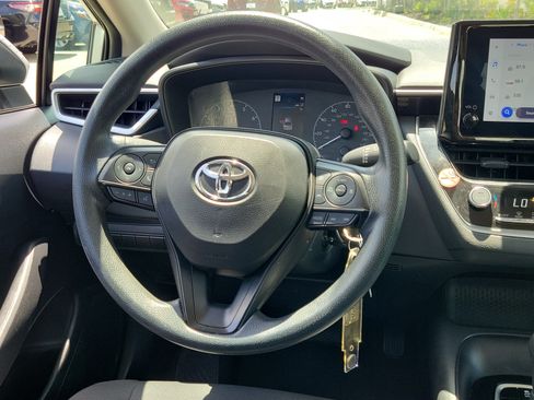 Used 2024 Toyota Corolla LE FWD image 15
