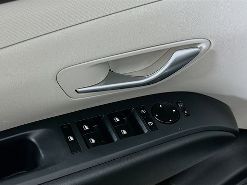 Used 2025 Hyundai Tucson SEL image 15