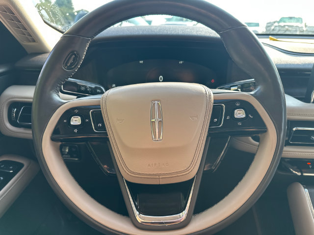 Used 2020 Lincoln Aviator Reserve w/ Elements Package Plus AWD/4WD image 29