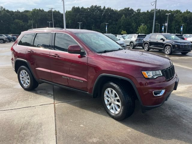 Used 2021 Jeep Grand Cherokee Laredo w/ Security & Convenience Group AWD/4WD image 9