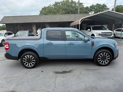 Used 2022 Ford Maverick Lariat w/ Lariat Luxury Package FWD image 2
