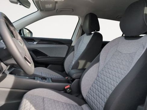 New 2025 Volkswagen Tiguan S image 9