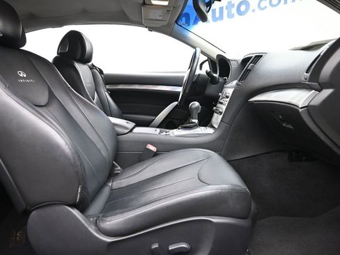 Used 2013 INFINITI G37 Base w/ Premium Pkg image 7