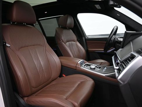 Used 2023 BMW X7 M60i w/ Executive Package AWD/4WD image 29