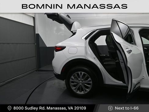 Used 2022 Buick Envision Preferred FWD image 10