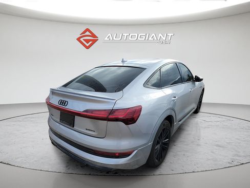 Used 2021 Audi e-tron Premium Plus w/ Premium Plus Package AWD/4WD image 7