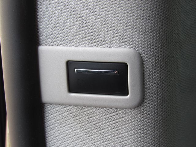 Used 2023 Mercedes-Benz Metris Passenger image 16