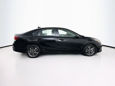 Used 2024 Kia Forte LXS image 10
