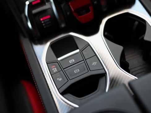 Used 2024 Lamborghini Urus Performante image 37