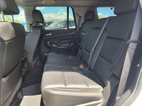 Used 2020 Chevrolet Tahoe LT w/ Luxury Package AWD/4WD image 4